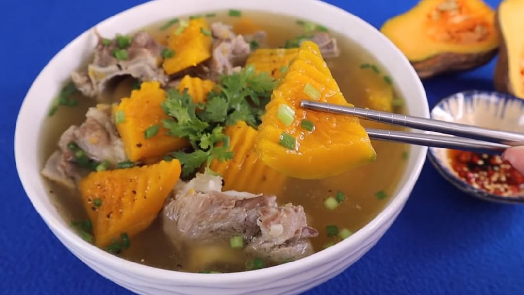 Canh bí đỏ rất bổ dưỡng