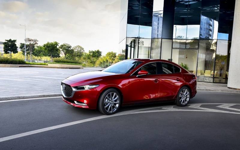 Đa phần các thiết kế xe Mazda đều có sự mềm mại và tinh tế